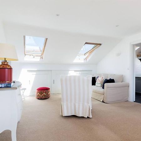 Spacious 3 Bedroom Flat With Terrace Londres Extérieur photo